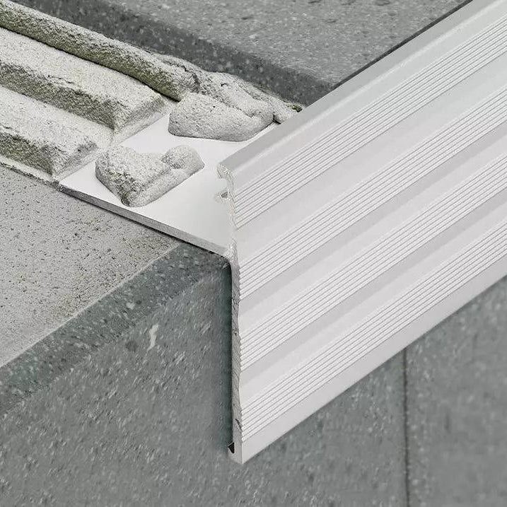 Angle end profile, shiny stainless steel 3m 
