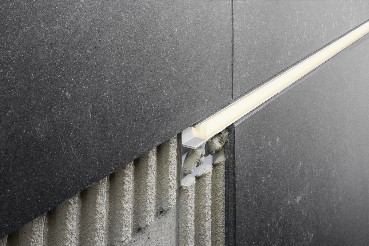 Schlüter LIPROTEC- LED neutralweiss Fliesen Profile mit Befestigungsschenkel- Beleuchtung Dusche und Nische